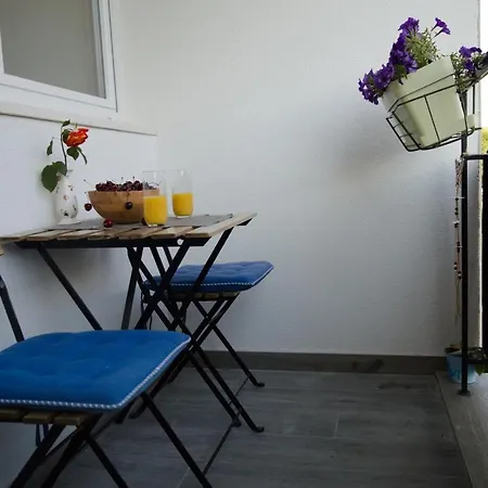 Lägenhet Visilo Apartment - 10 Min To Old Town - Park & Sea *