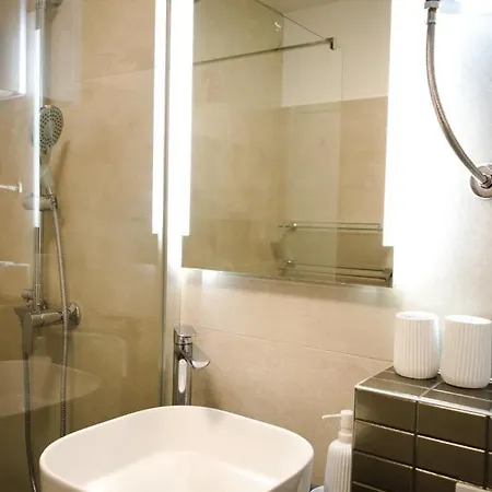 Visilo Apartment - 10 Min To Old Town - Park & Sea